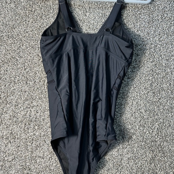 NWT Daci Women One Piece Swimsuit SZ Large - Picture 8 of 10